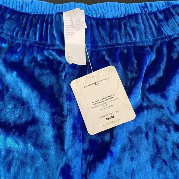 Fabletics Wide Leg Go To Velour Velvet Pants New Pull On Elastic High Waist - Picture 8 of 16
